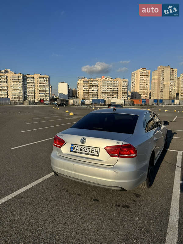 Седан Volkswagen Passat 2013 в Києві