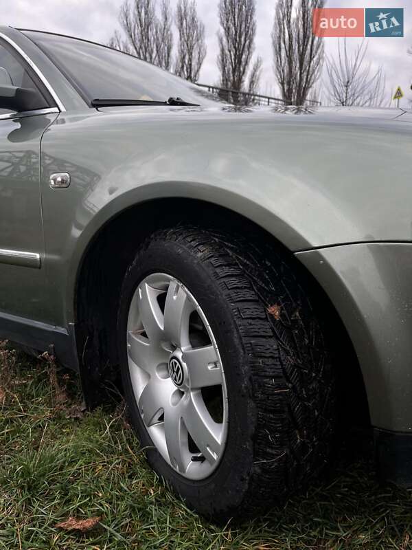 Седан Volkswagen Passat 2002 в Брацлаве