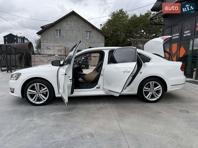 Седан Volkswagen Passat 2012 в Теребовле