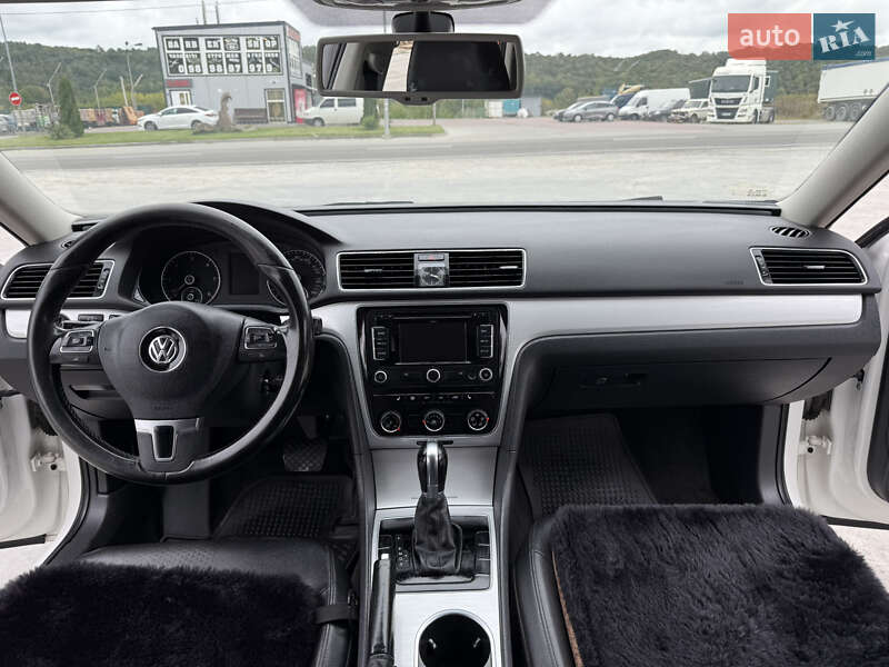 Седан Volkswagen Passat 2012 в Теребовле
