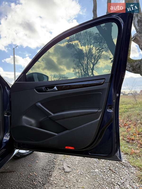 Седан Volkswagen Passat 2014 в Тернополе фото 25 Седан Volkswagen Passat 2014 в Тернополе