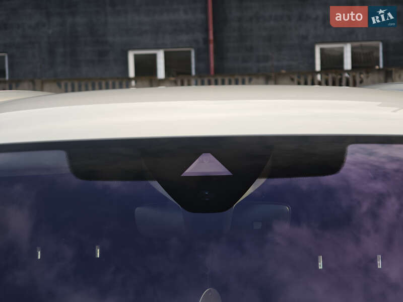 Универсал Volkswagen Passat 2021 в Луцке фото 13 Универсал Volkswagen Passat 2021 в Луцке