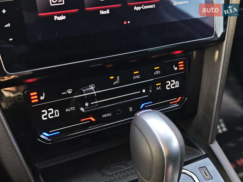 Универсал Volkswagen Passat 2021 в Луцке фото 54 Универсал Volkswagen Passat 2021 в Луцке