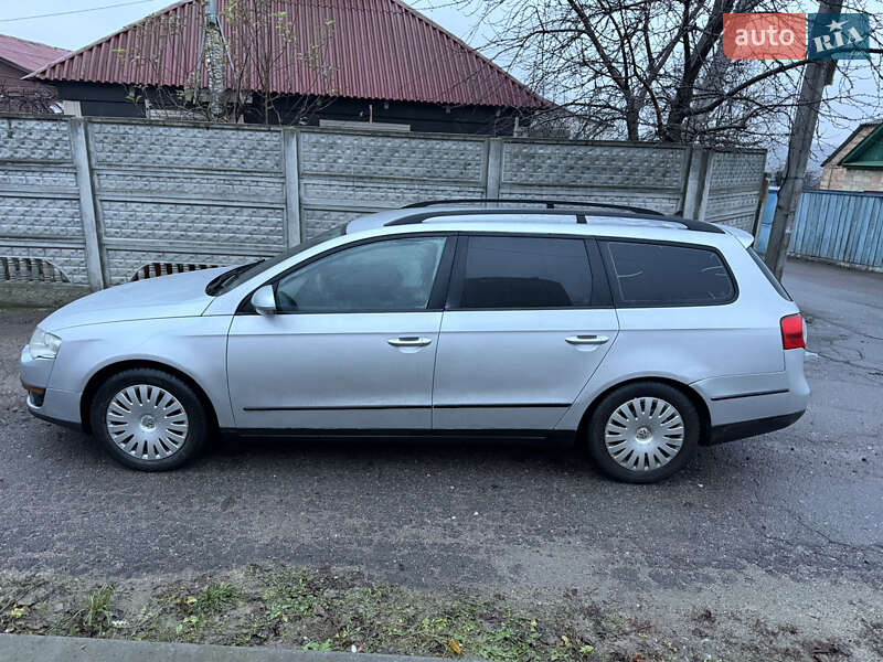 Универсал Volkswagen Passat 2006 в Киеве