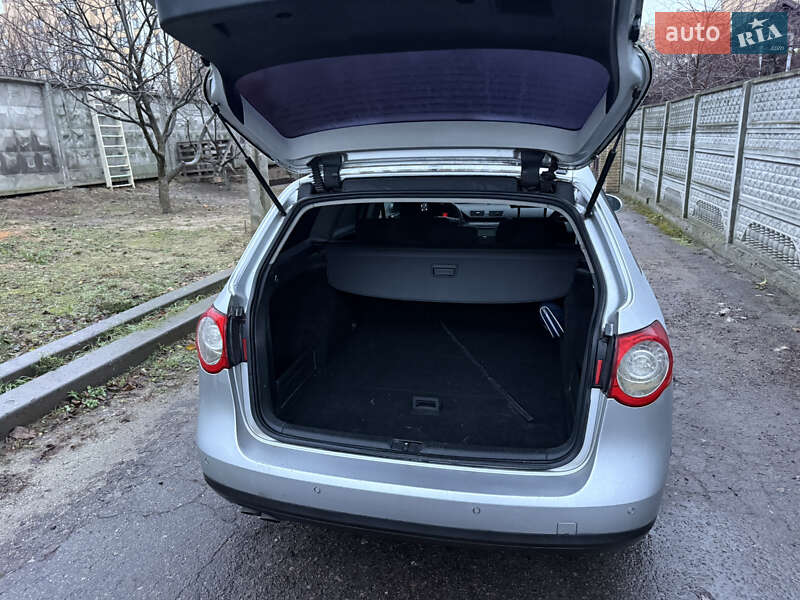 Универсал Volkswagen Passat 2006 в Киеве