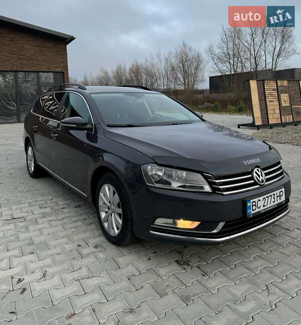 Volkswagen Passat 2011