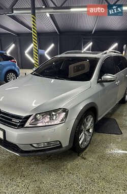 Универсал Volkswagen Passat 2014 в Софиевке