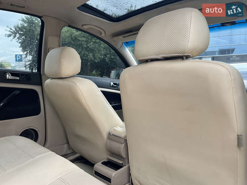 Седан Volkswagen Passat 1998 в Луцке