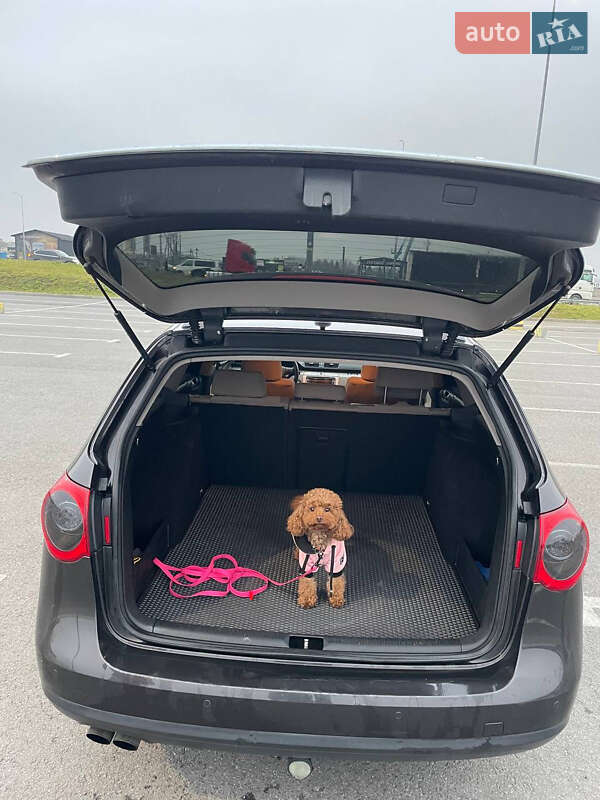 Универсал Volkswagen Passat 2009 в Долине