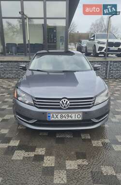 Седан Volkswagen Passat 2013 в Харкові