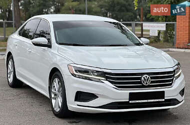 Седан Volkswagen Passat 2020 в Києві