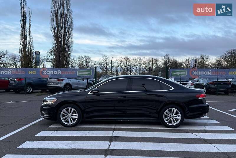 Седан Volkswagen Passat 2021 в Одессе