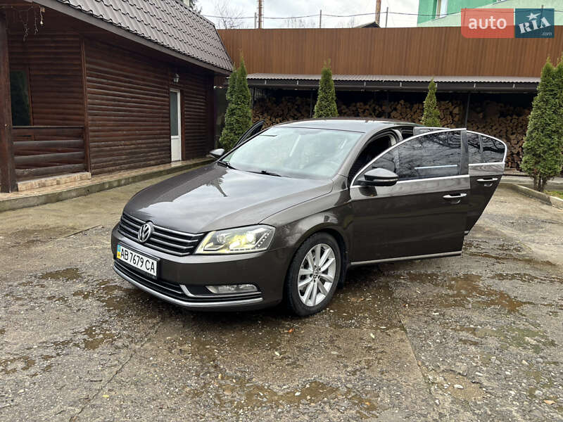 Седан Volkswagen Passat 2013 в Солотвине