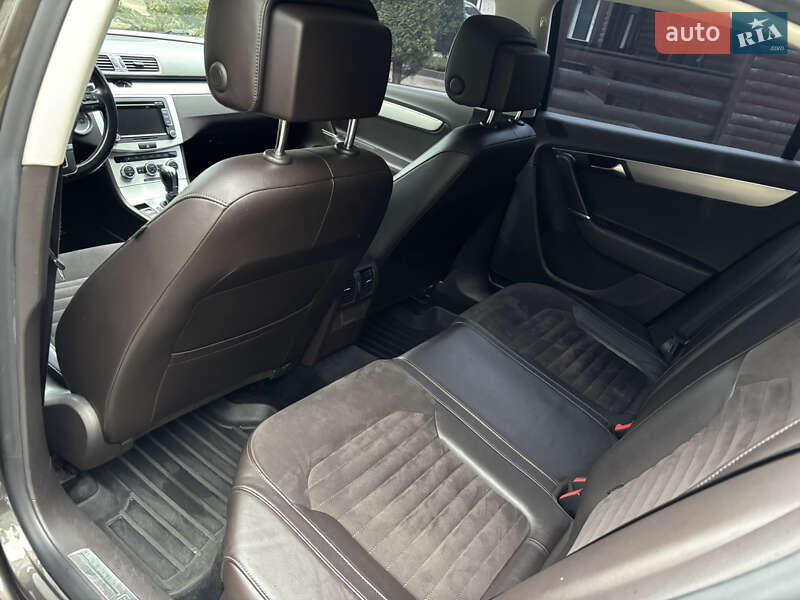 Седан Volkswagen Passat 2013 в Солотвине