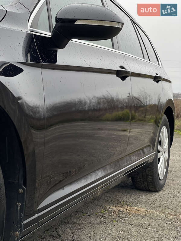 Универсал Volkswagen Passat 2019 в Костополе
