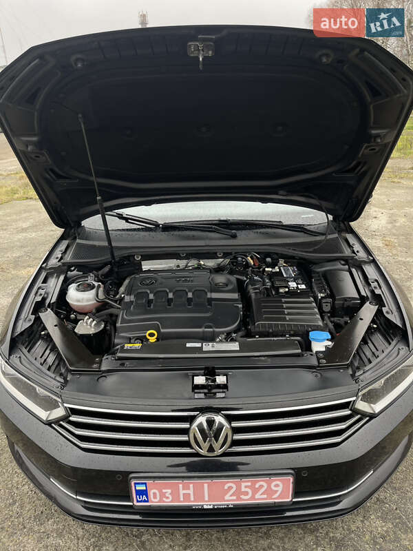 Универсал Volkswagen Passat 2019 в Костополе