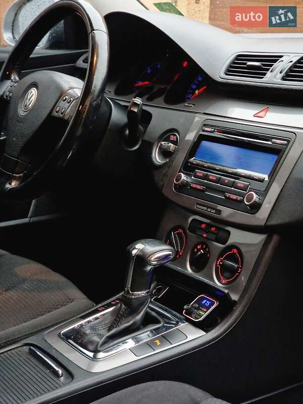 Универсал Volkswagen Passat 2008 в Стрые