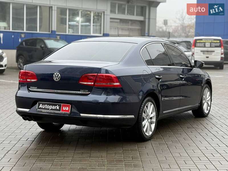 Седан Volkswagen Passat 2012 в Одессе