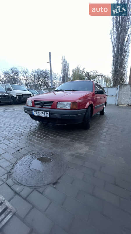 Универсал Volkswagen Passat 1991 в Харькове