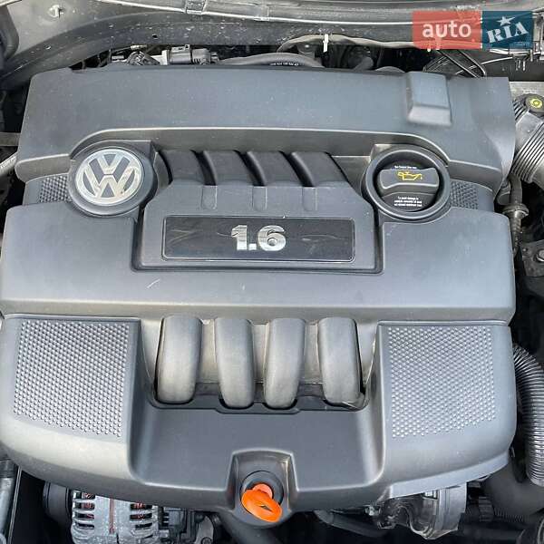 Універсал Volkswagen Passat 2005 в Умані