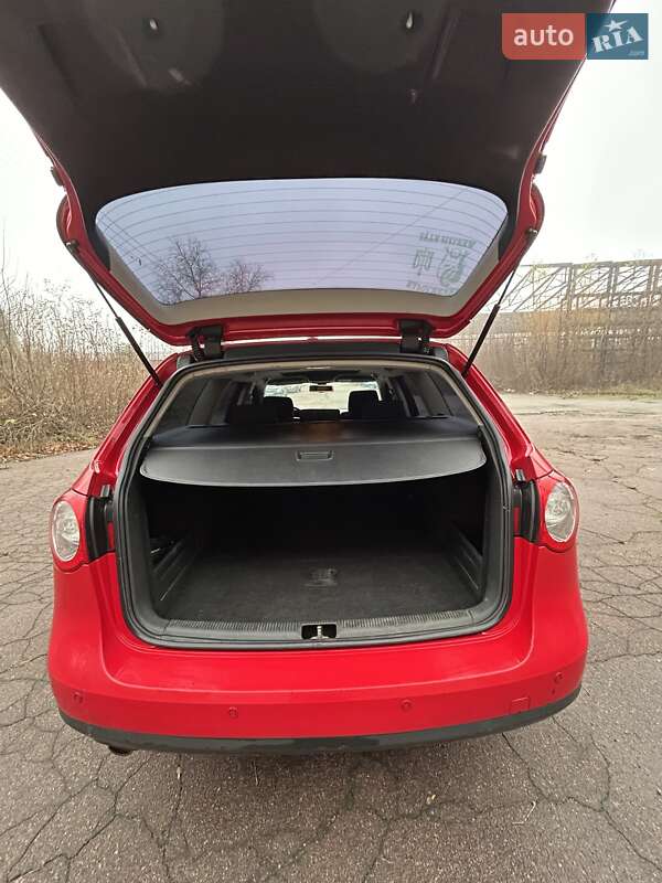 Универсал Volkswagen Passat 2005 в Житомире