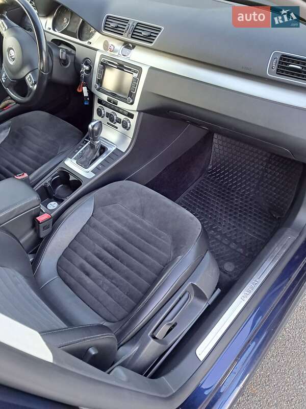 Седан Volkswagen Passat 2012 в Киеве фото 14 Седан Volkswagen Passat 2012 в Киеве