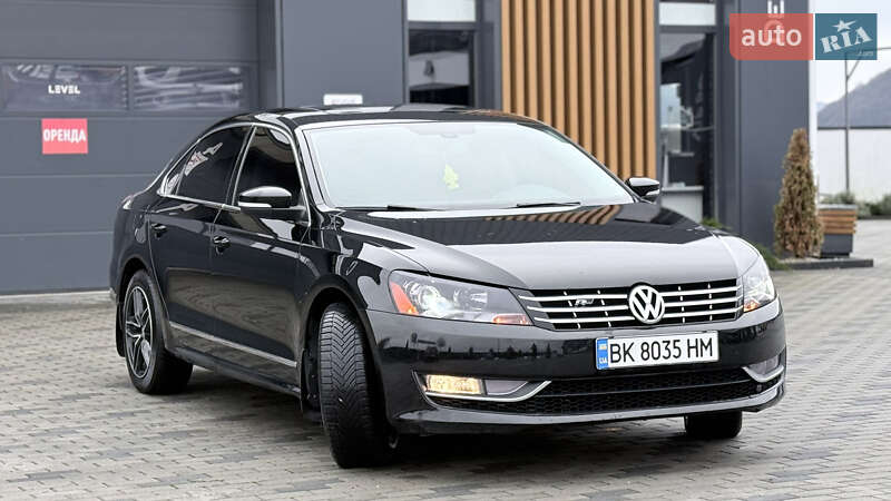 Седан Volkswagen Passat 2015 в Хусте