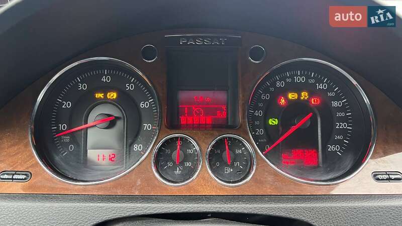 Седан Volkswagen Passat 2006 в Киеве