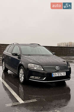 Универсал Volkswagen Passat 2013 в Софиевской Борщаговке