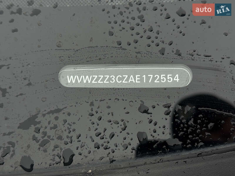 Универсал Volkswagen Passat 2010 в Стрые