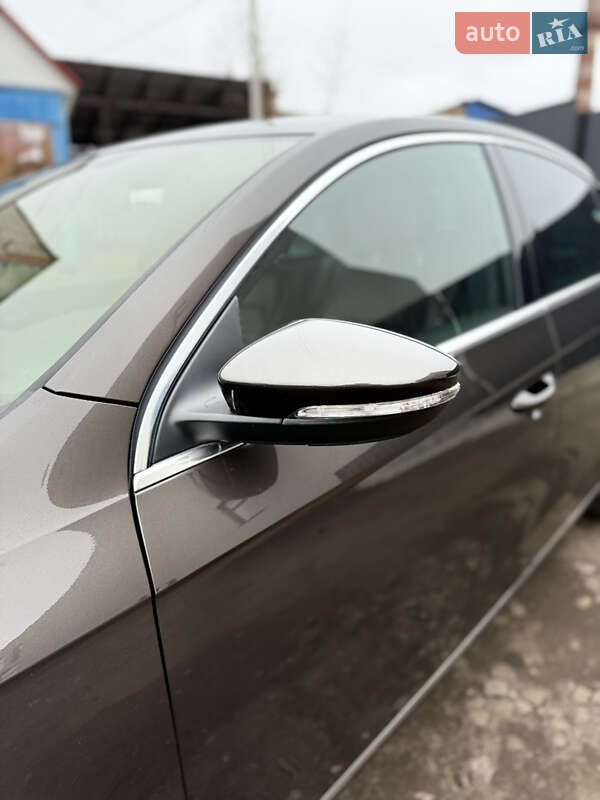 Седан Volkswagen Passat 2012 в Сумах