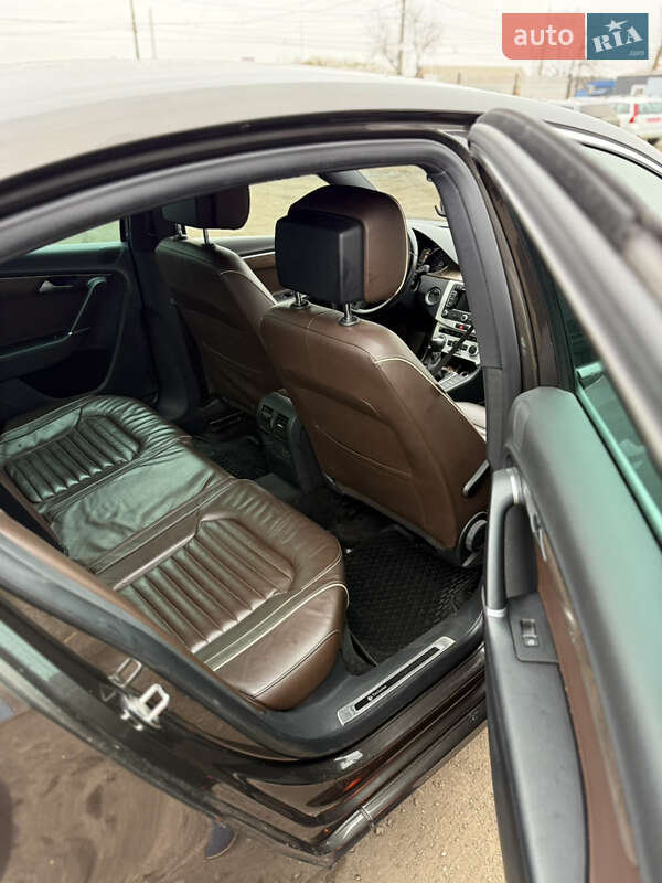 Седан Volkswagen Passat 2012 в Сумах