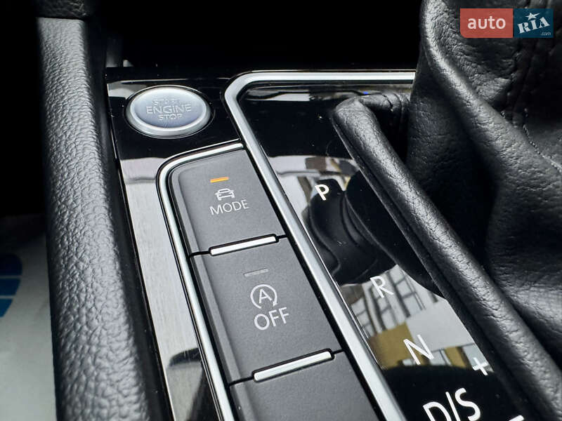 Универсал Volkswagen Passat 2020 в Луцке