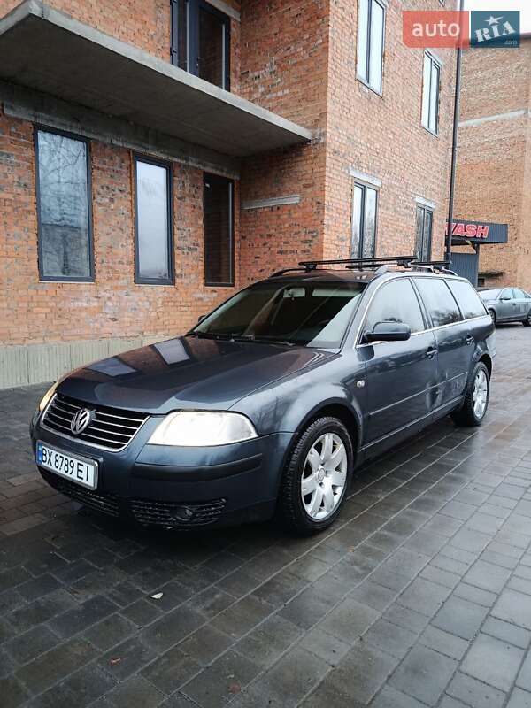 Универсал Volkswagen Passat 2002 в Староконстантинове