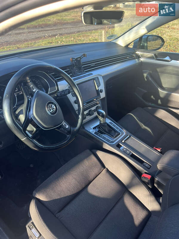 Универсал Volkswagen Passat 2015 в Чернигове