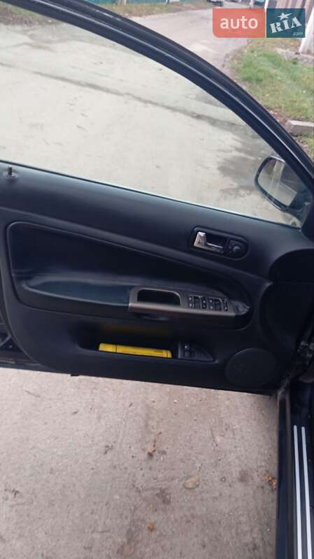 Седан Volkswagen Passat 2003 в Виннице