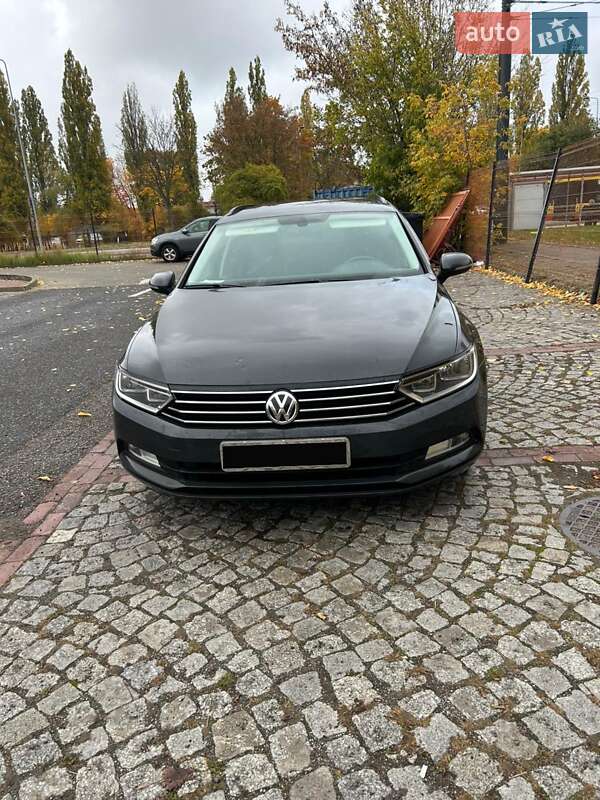 Универсал Volkswagen Passat 2016 в Черновцах фото 4 Универсал Volkswagen Passat 2016 в Черновцах