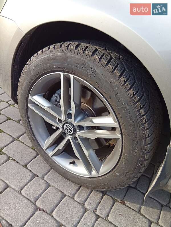 Седан Volkswagen Passat 2012 в Запорожье