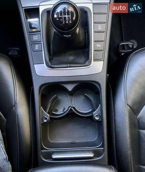 Универсал Volkswagen Passat 2014 в Черновцах