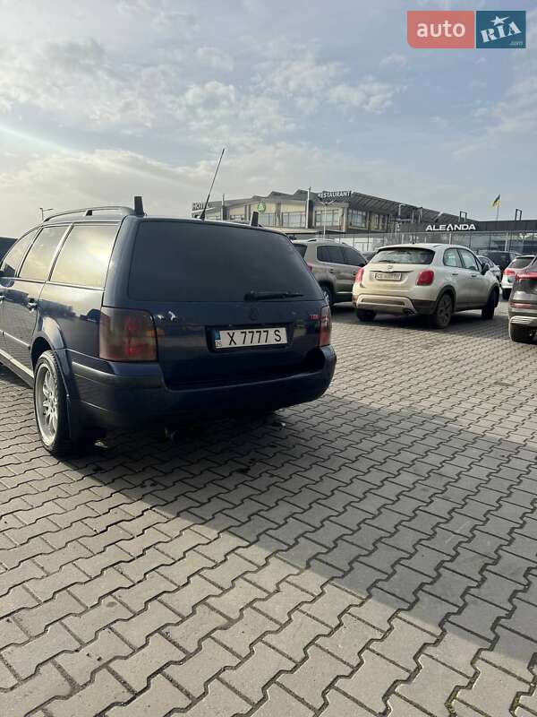 Універсал Volkswagen Passat 2002 в Глибокій
