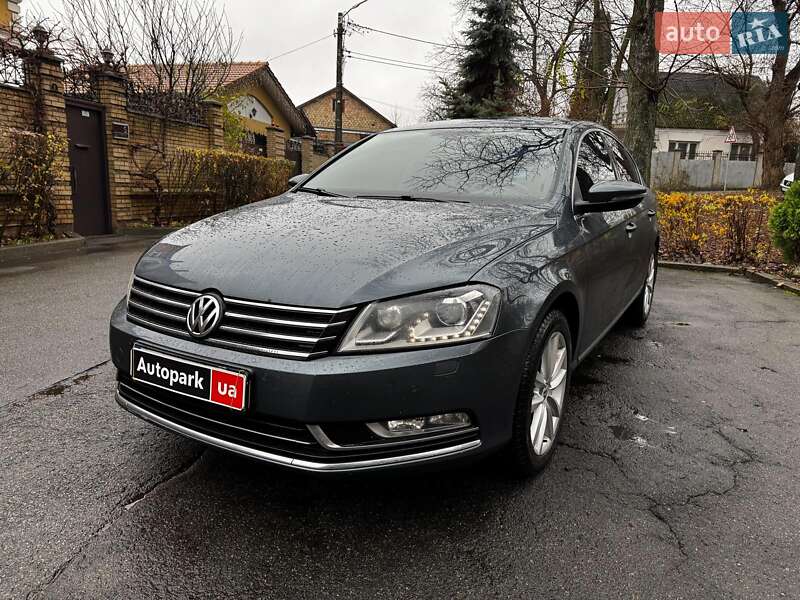Volkswagen Passat 2012
