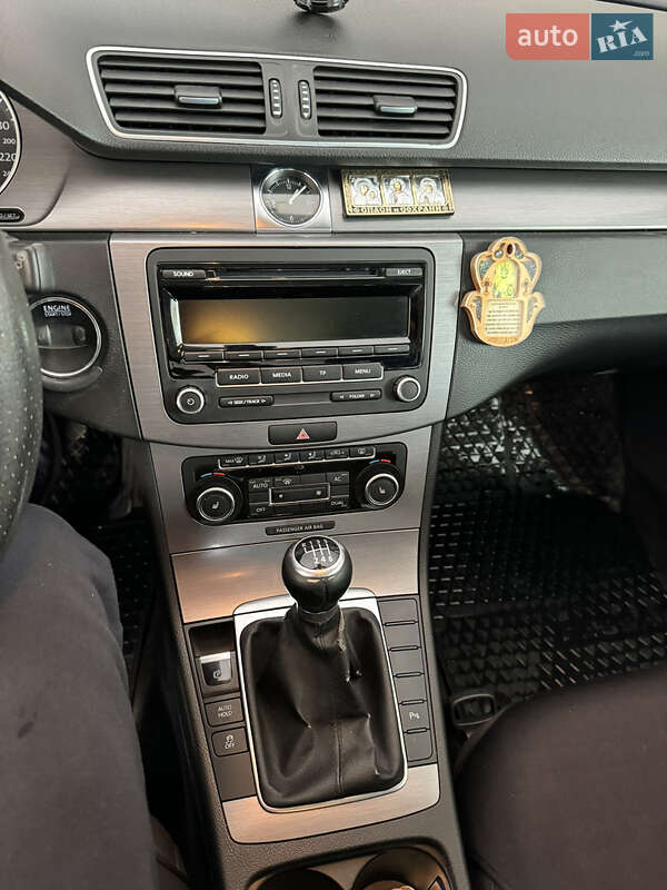 Універсал Volkswagen Passat 2011 в Броварах фото 11 Універсал Volkswagen Passat 2011 в Броварах