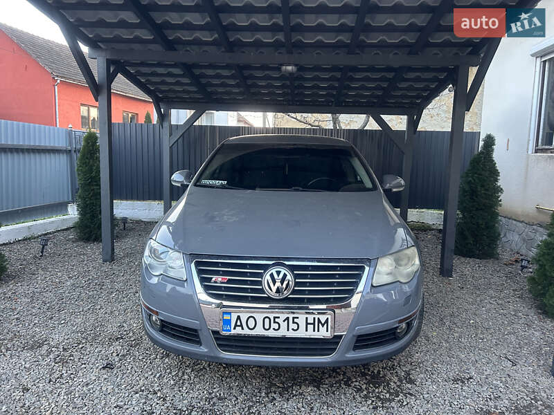 Седан Volkswagen Passat 2005 в Берегово