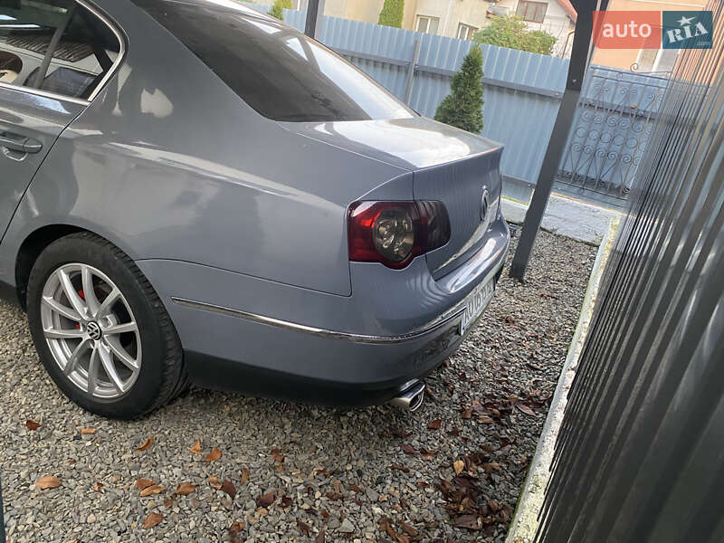 Седан Volkswagen Passat 2005 в Берегово