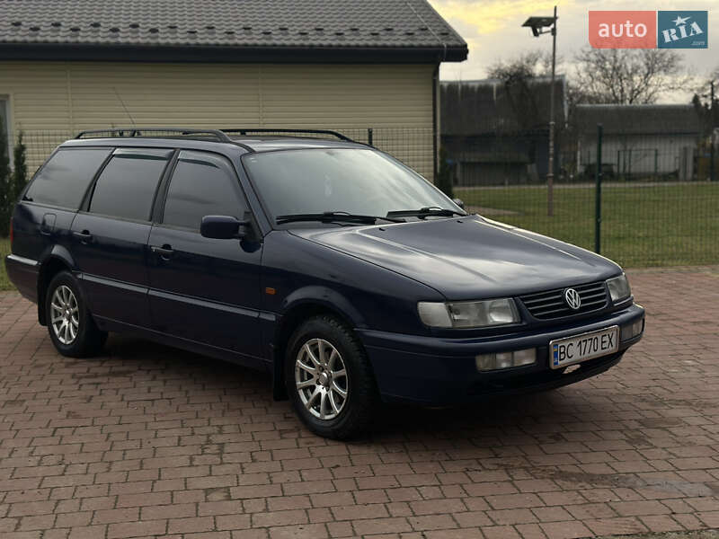 Универсал Volkswagen Passat 1994 в Стрые