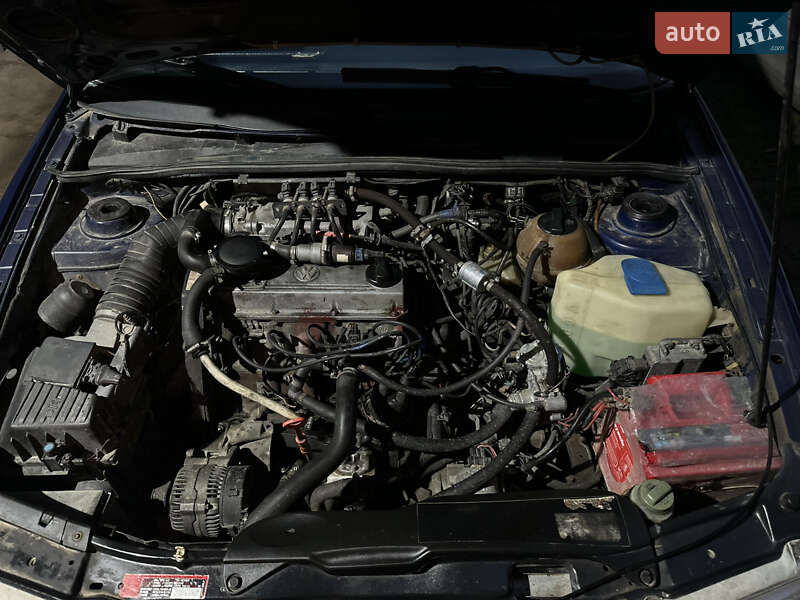 Универсал Volkswagen Passat 1994 в Стрые