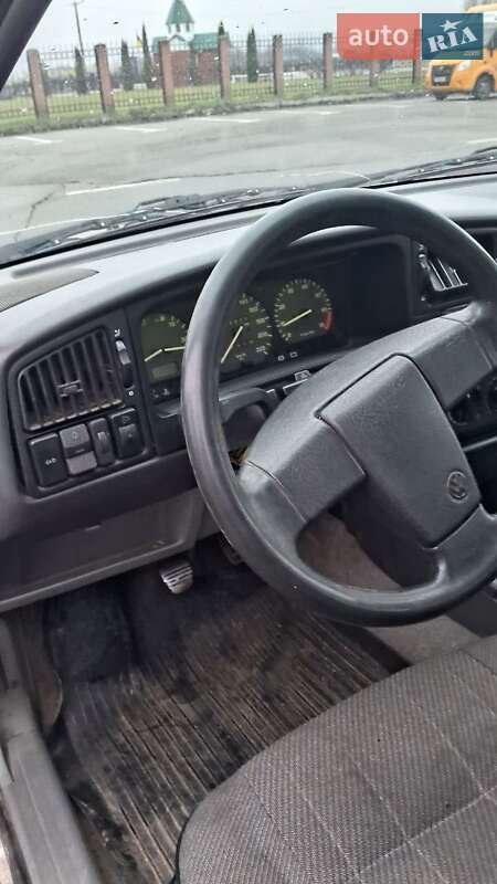 Седан Volkswagen Passat 1991 в Броварах