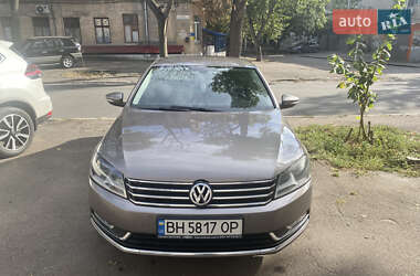 Седан Volkswagen Passat 2011 в Умани
