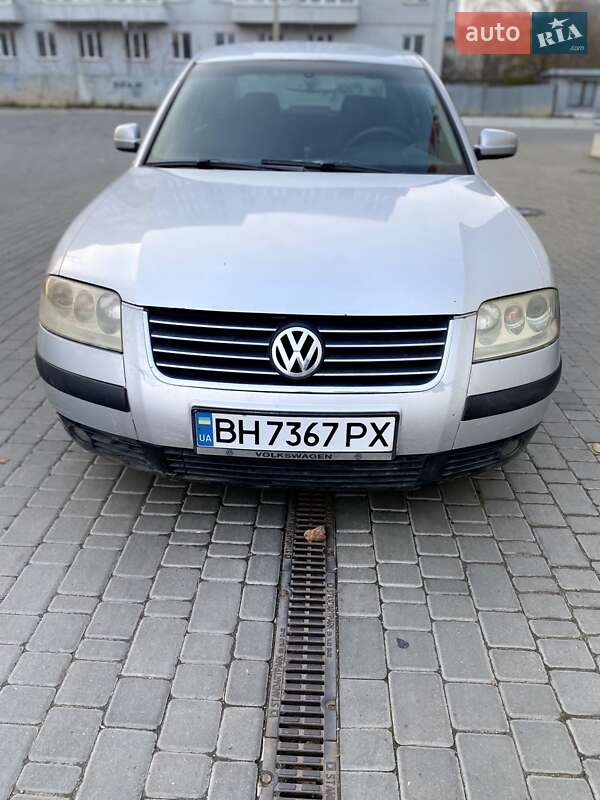 Седан Volkswagen Passat 2001 в Одессе фото Седан Volkswagen Passat 2001 в Одессе