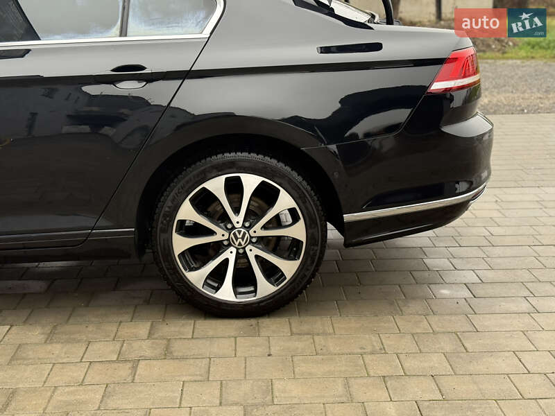 Седан Volkswagen Passat 2018 в Виноградове фото 18 Седан Volkswagen Passat 2018 в Виноградове